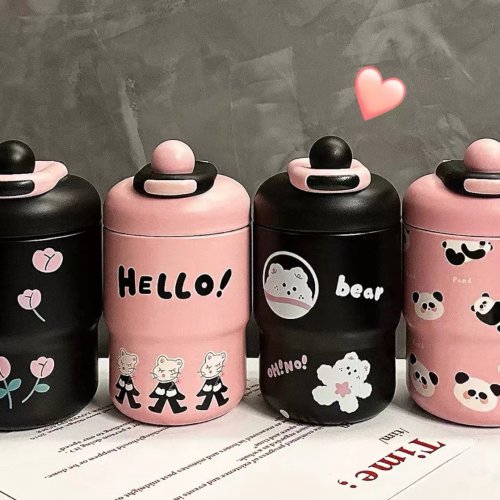 Mini water bottle for cute children in car, made of 316 stainless steel